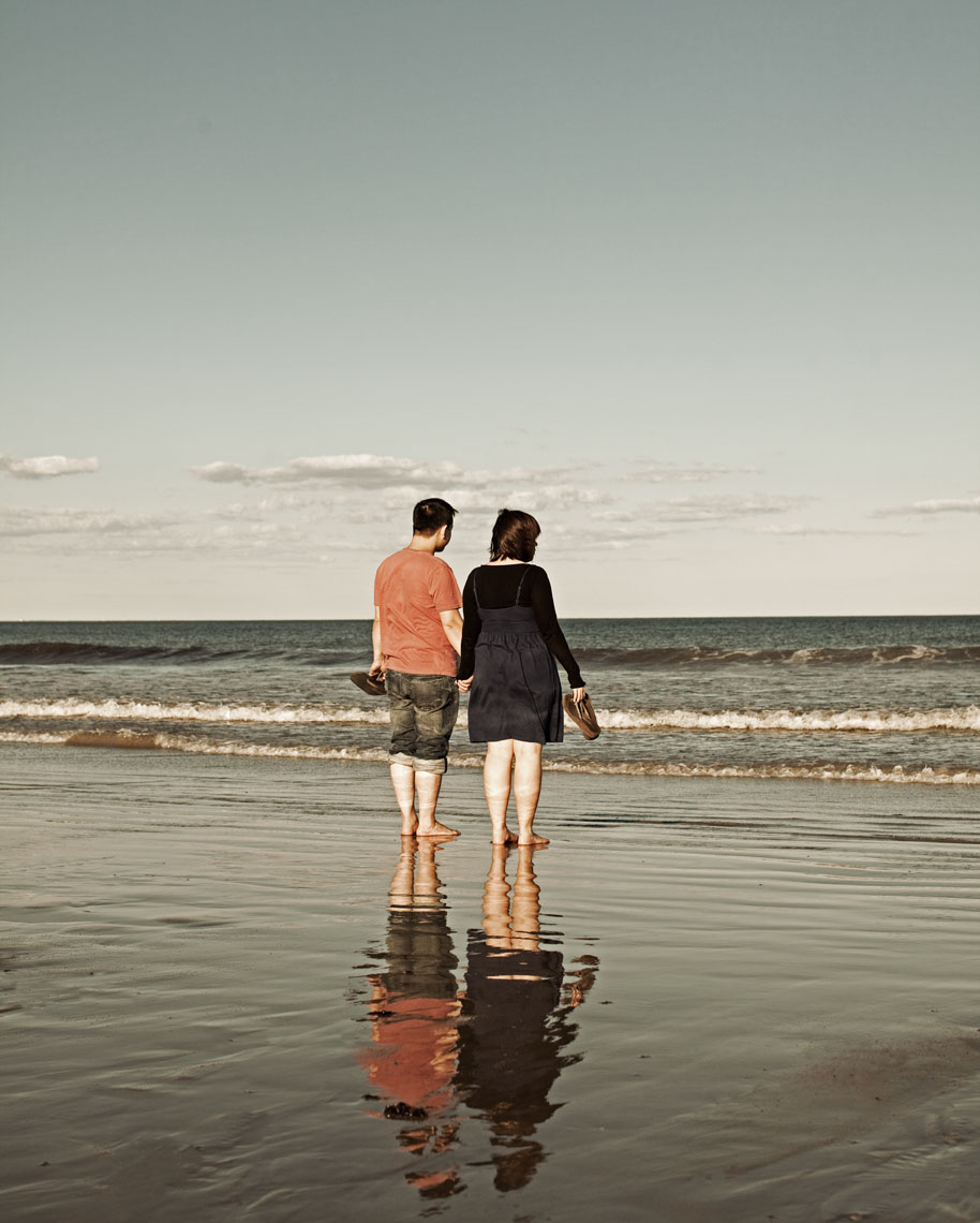 beachcouple_nh.jpg