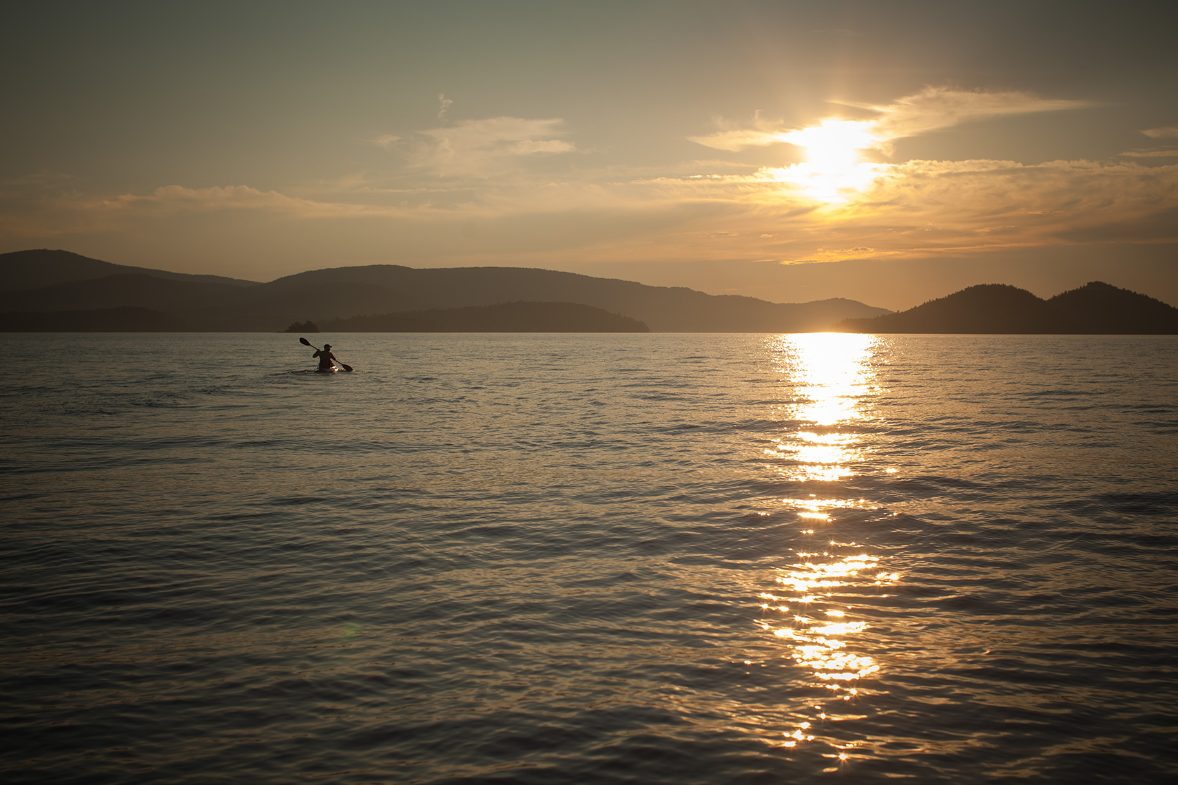 kayak_sunset